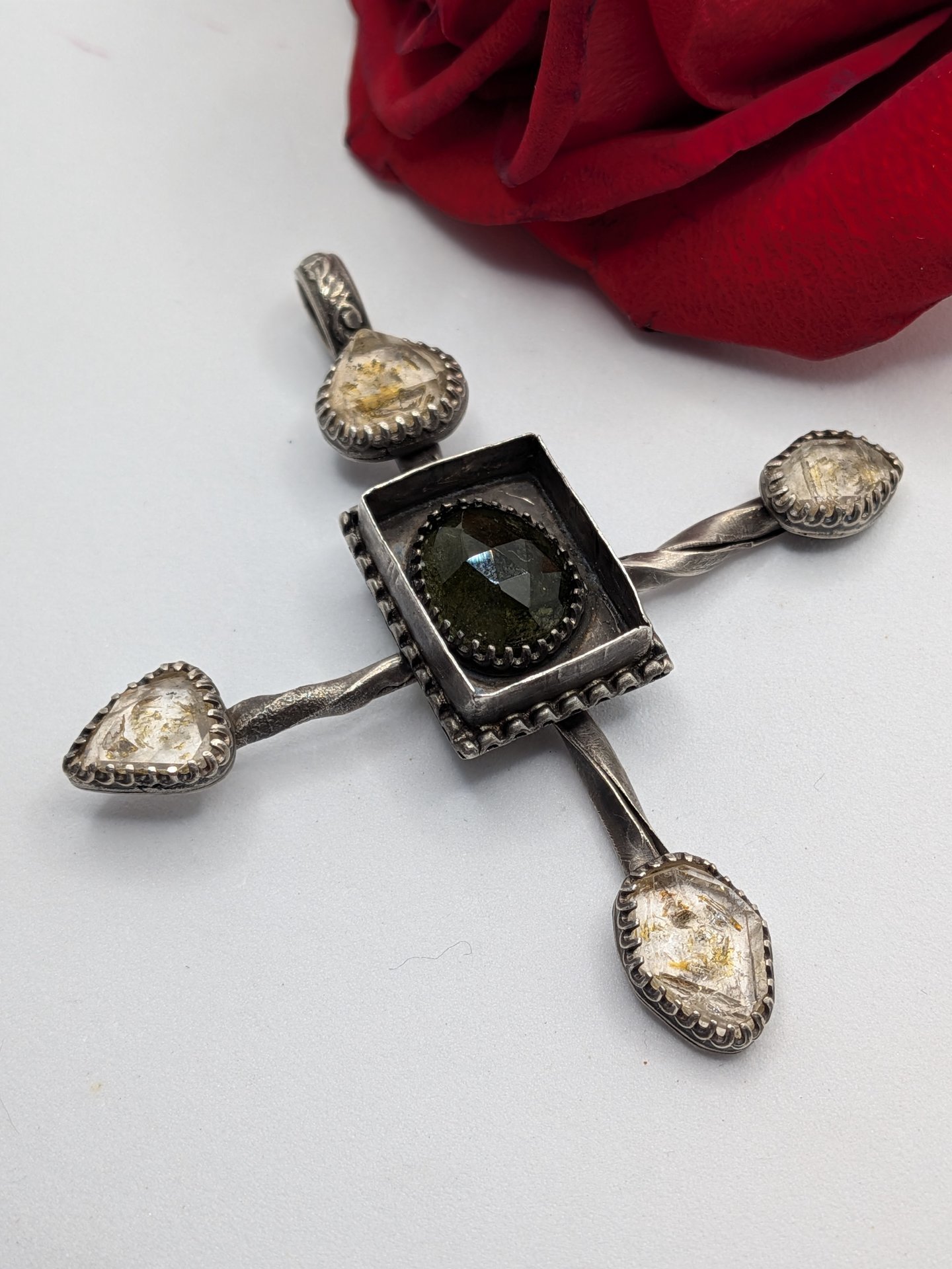 Glowing Petroleum Quartz & Moldavite Pendant 