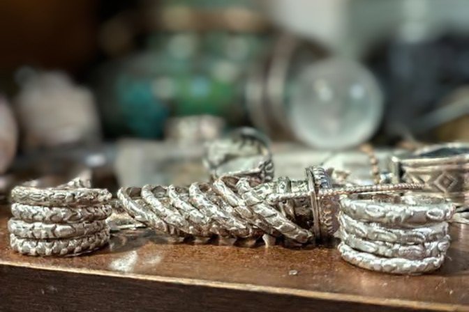 Mystery stacker ring