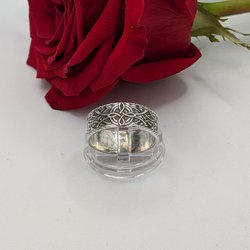 Celtic wedding band size 10
